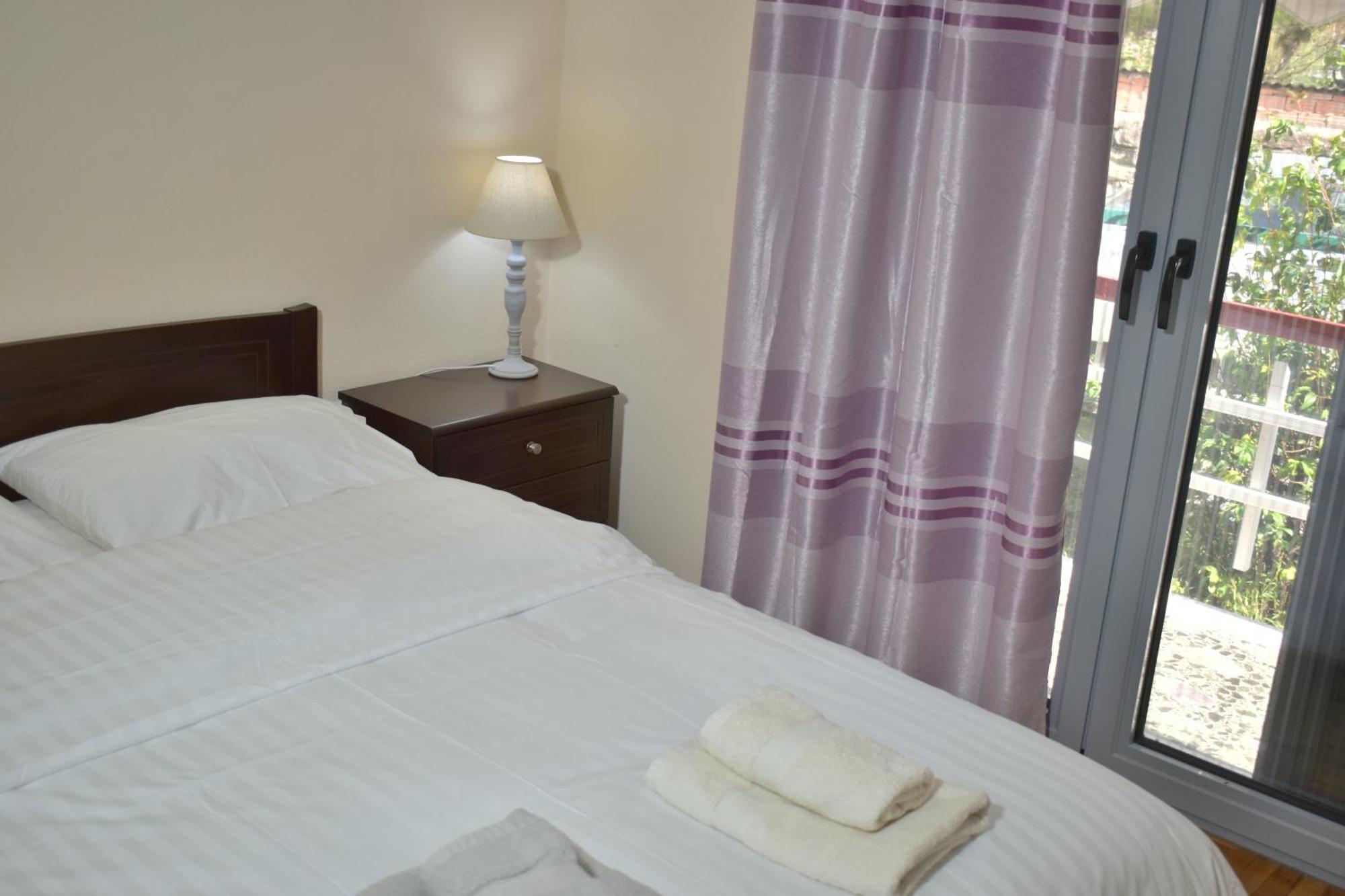 Rose'S House Apartment Tríkala Екстериор снимка